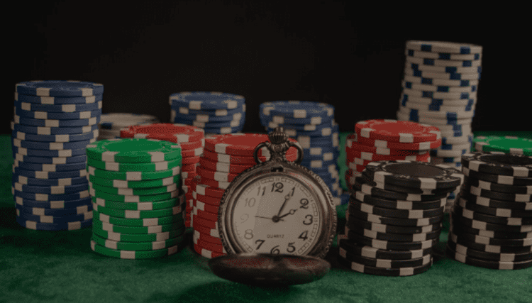 is there a best time to play online slots